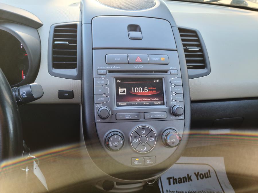 2013 Kia Soul 5dr Wgn Auto !, available for sale in Milford, Connecticut | Chip's Auto Sales Inc. Milford, Connecticut 2013 Kia Soul 5dr Wgn Auto !, available for sale in Milford, Connecticut | Chip's Auto Sales Inc. Milford, Connecticut