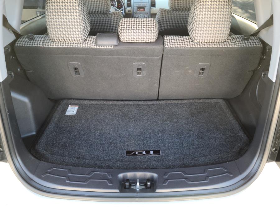 2013 Kia Soul 5dr Wgn Auto !, available for sale in Milford, Connecticut | Chip's Auto Sales Inc. Milford, Connecticut 2013 Kia Soul 5dr Wgn Auto !, available for sale in Milford, Connecticut | Chip's Auto Sales Inc. Milford, Connecticut