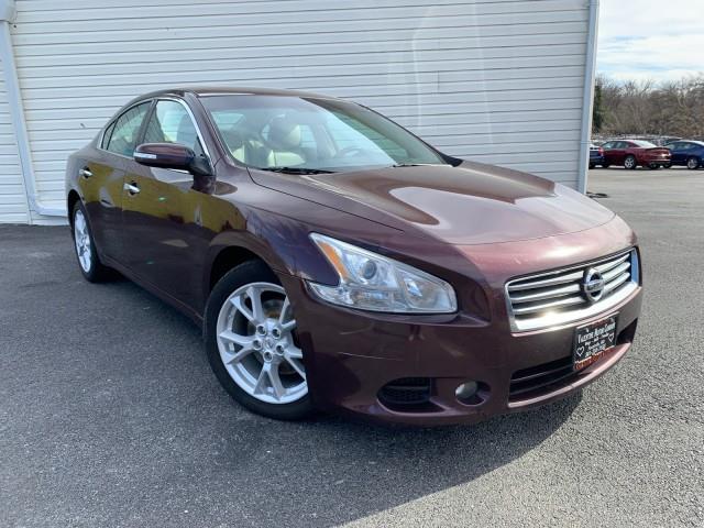 2014 Nissan Maxima 3.5 SV w/Premium Pkg, available for sale in Forestville, Maryland | Valentine Motor Company. Forestville, Maryland 2014 Nissan Maxima 3.5 SV w/Premium Pkg, available for sale in Forestville, Maryland | Valentine Motor Company. Forestville, Maryland
