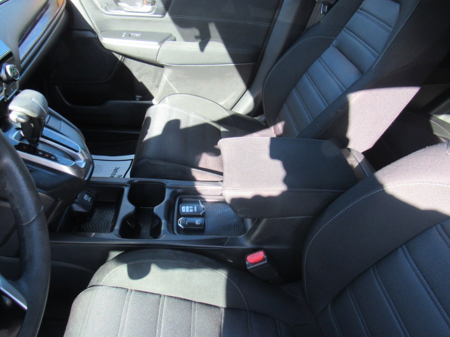 2017 Honda CR-V EX, available for sale in Worcester, Massachusetts | Hilario's Auto Sales Inc.. Worcester, Massachusetts 2017 Honda CR-V EX, available for sale in Worcester, Massachusetts | Hilario's Auto Sales Inc.. Worcester, Massachusetts