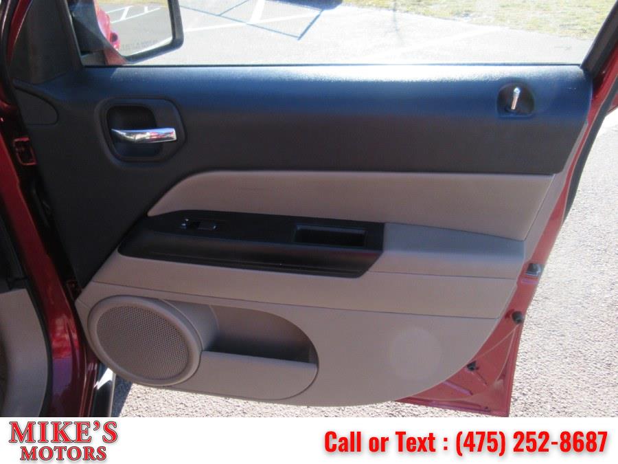 2012 Jeep Patriot 4WD 4dr Sport, available for sale in Stratford, Connecticut | Mike's Motors LLC. Stratford, Connecticut 2012 Jeep Patriot 4WD 4dr Sport, available for sale in Stratford, Connecticut | Mike's Motors LLC. Stratford, Connecticut