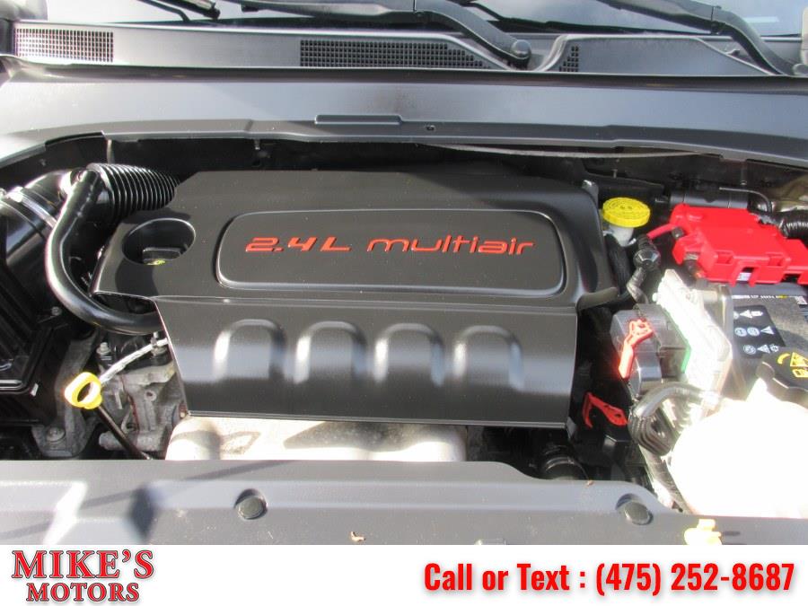 2019 Jeep Compass Latitude 4x4, available for sale in Stratford, Connecticut | Mike's Motors LLC. Stratford, Connecticut 2019 Jeep Compass Latitude 4x4, available for sale in Stratford, Connecticut | Mike's Motors LLC. Stratford, Connecticut