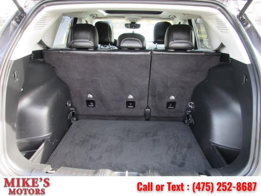 2019 Jeep Compass Latitude 4x4, available for sale in Stratford, Connecticut | Mike's Motors LLC. Stratford, Connecticut 2019 Jeep Compass Latitude 4x4, available for sale in Stratford, Connecticut | Mike's Motors LLC. Stratford, Connecticut