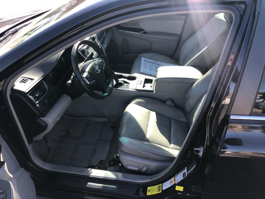 2015 Toyota Camry 4dr Sdn I4 Auto XLE (Natl), available for sale in Franklin Square, New York | Signature Auto Sales. Franklin Square, New York 2015 Toyota Camry 4dr Sdn I4 Auto XLE (Natl), available for sale in Franklin Square, New York | Signature Auto Sales. Franklin Square, New York