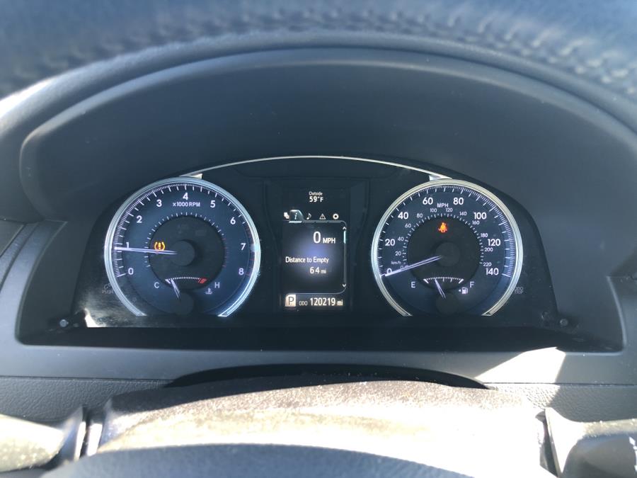 2015 Toyota Camry 4dr Sdn I4 Auto XLE (Natl), available for sale in Franklin Square, New York | Signature Auto Sales. Franklin Square, New York 2015 Toyota Camry 4dr Sdn I4 Auto XLE (Natl), available for sale in Franklin Square, New York | Signature Auto Sales. Franklin Square, New York