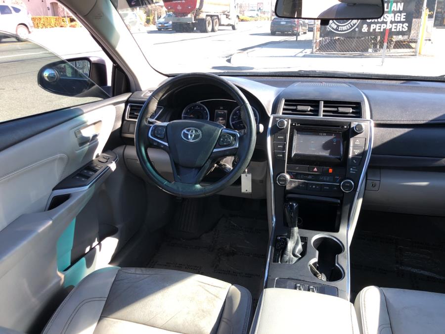 2015 Toyota Camry 4dr Sdn I4 Auto XLE (Natl), available for sale in Franklin Square, New York | Signature Auto Sales. Franklin Square, New York 2015 Toyota Camry 4dr Sdn I4 Auto XLE (Natl), available for sale in Franklin Square, New York | Signature Auto Sales. Franklin Square, New York