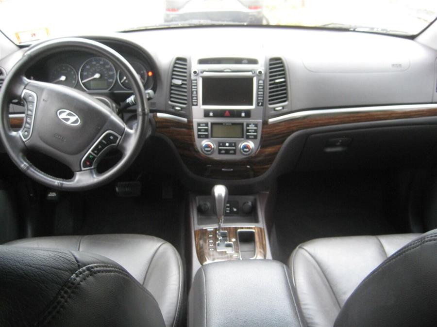 2010 Hyundai Santa Fe Limited AWD 4dr SUV, available for sale in Massapequa, New York | Rite Choice Auto Inc.. Massapequa, New York 2010 Hyundai Santa Fe Limited AWD 4dr SUV, available for sale in Massapequa, New York | Rite Choice Auto Inc.. Massapequa, New York