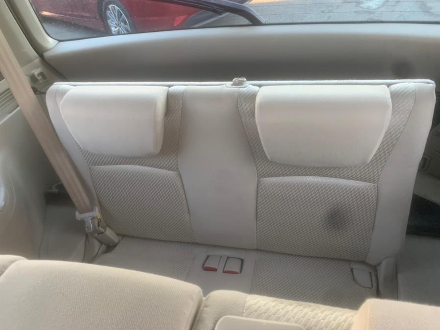 2005 Toyota Highlander 4dr V6 4WD Limited w/3rd Row (Natl), available for sale in Taunton, Massachusetts | Rt 138 Auto Center Inc . Taunton, Massachusetts 2005 Toyota Highlander 4dr V6 4WD Limited w/3rd Row (Natl), available for sale in Taunton, Massachusetts | Rt 138 Auto Center Inc . Taunton, Massachusetts