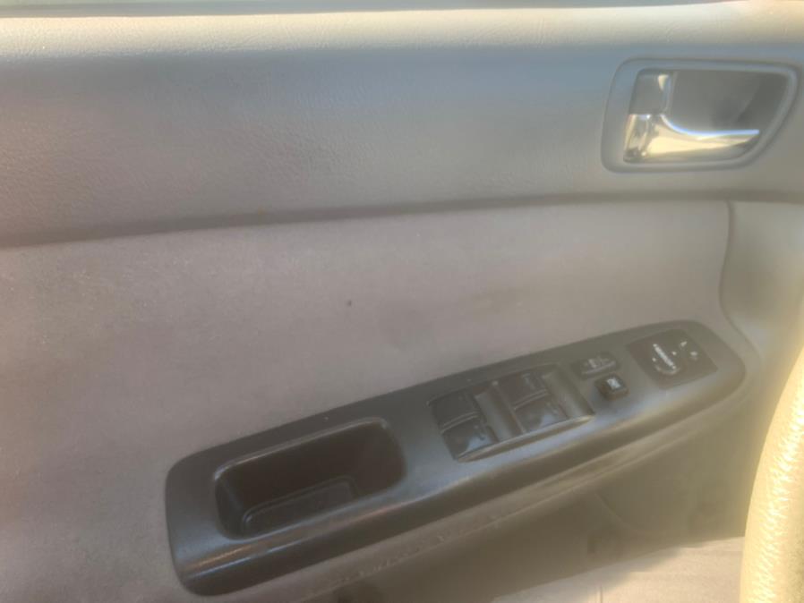 2005 Toyota Camry 4dr Sdn XLE Auto (Natl), available for sale in Taunton, Massachusetts | Rt 138 Auto Center Inc . Taunton, Massachusetts 2005 Toyota Camry 4dr Sdn XLE Auto (Natl), available for sale in Taunton, Massachusetts | Rt 138 Auto Center Inc . Taunton, Massachusetts