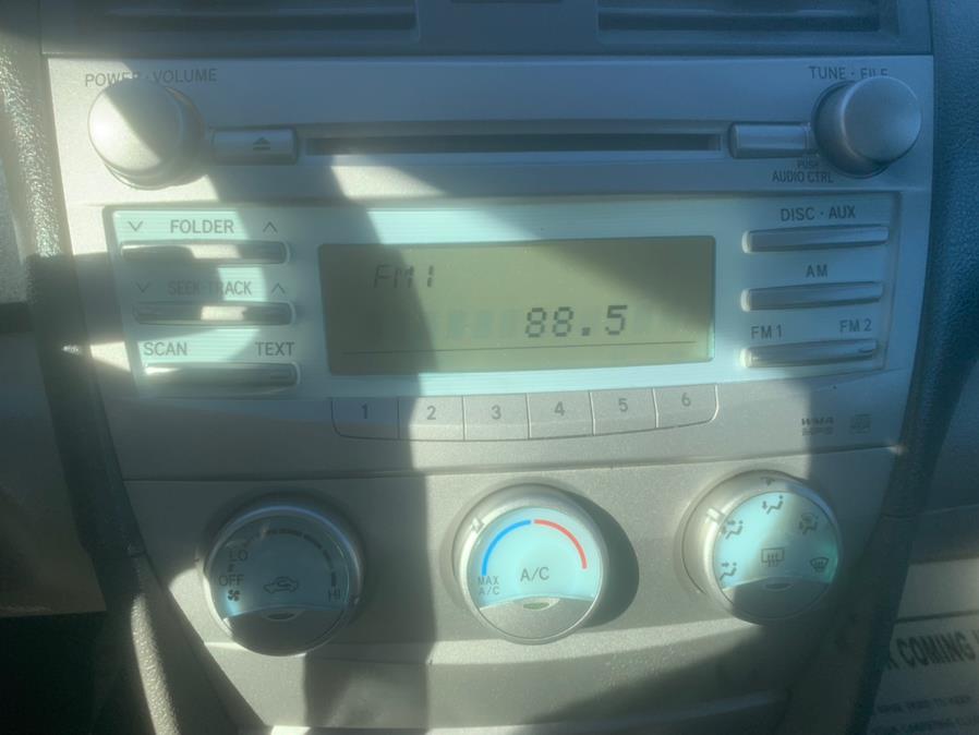 2007 Toyota Camry 4dr Sdn I4 Auto XLE (Natl), available for sale in Taunton, Massachusetts | Rt 138 Auto Center Inc . Taunton, Massachusetts 2007 Toyota Camry 4dr Sdn I4 Auto XLE (Natl), available for sale in Taunton, Massachusetts | Rt 138 Auto Center Inc . Taunton, Massachusetts