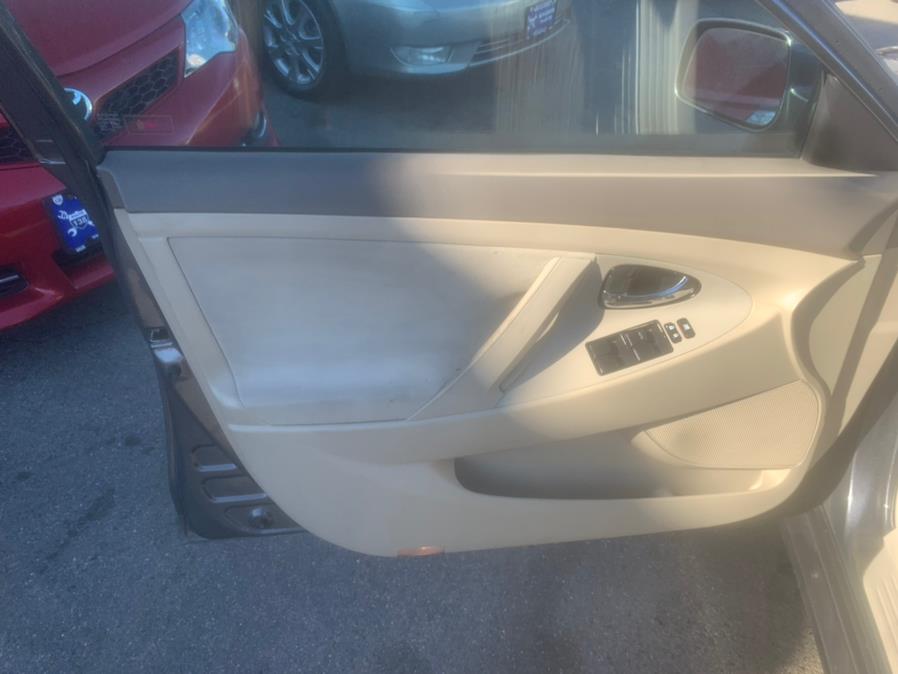 2007 Toyota Camry 4dr Sdn I4 Auto XLE (Natl), available for sale in Taunton, Massachusetts | Rt 138 Auto Center Inc . Taunton, Massachusetts 2007 Toyota Camry 4dr Sdn I4 Auto XLE (Natl), available for sale in Taunton, Massachusetts | Rt 138 Auto Center Inc . Taunton, Massachusetts