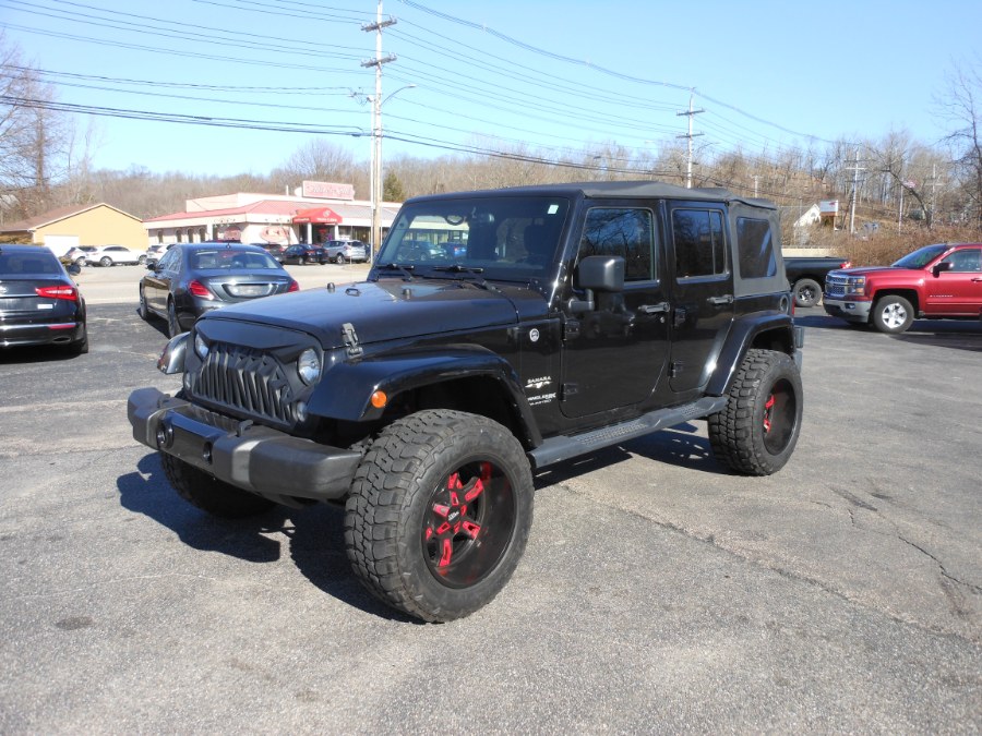 2018 Jeep Wrangler JK Unlimited Sahara 4x4, available for sale in Yantic, Connecticut | Yantic Auto Center. Yantic, Connecticut 2018 Jeep Wrangler JK Unlimited Sahara 4x4, available for sale in Yantic, Connecticut | Yantic Auto Center. Yantic, Connecticut