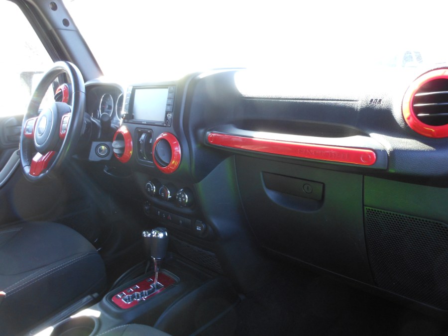 2018 Jeep Wrangler JK Unlimited Sahara 4x4, available for sale in Yantic, Connecticut | Yantic Auto Center. Yantic, Connecticut 2018 Jeep Wrangler JK Unlimited Sahara 4x4, available for sale in Yantic, Connecticut | Yantic Auto Center. Yantic, Connecticut