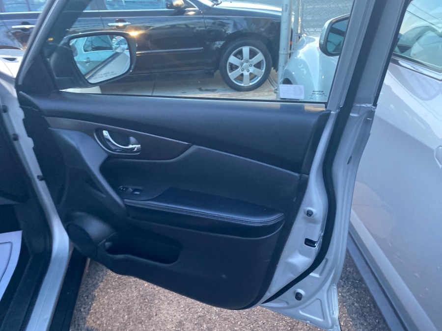 2015 Nissan Rogue AWD 4dr SL, available for sale in Middle Village, New York | Middle Village Motors . Middle Village, New York 2015 Nissan Rogue AWD 4dr SL, available for sale in Middle Village, New York | Middle Village Motors . Middle Village, New York
