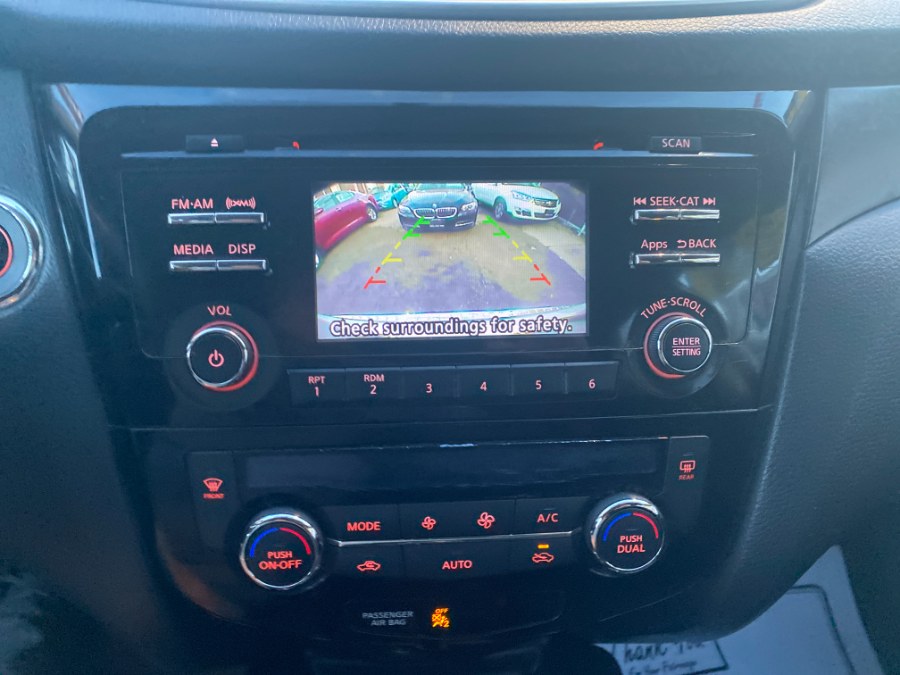 2015 Nissan Rogue AWD 4dr SL, available for sale in Middle Village, New York | Middle Village Motors . Middle Village, New York 2015 Nissan Rogue AWD 4dr SL, available for sale in Middle Village, New York | Middle Village Motors . Middle Village, New York