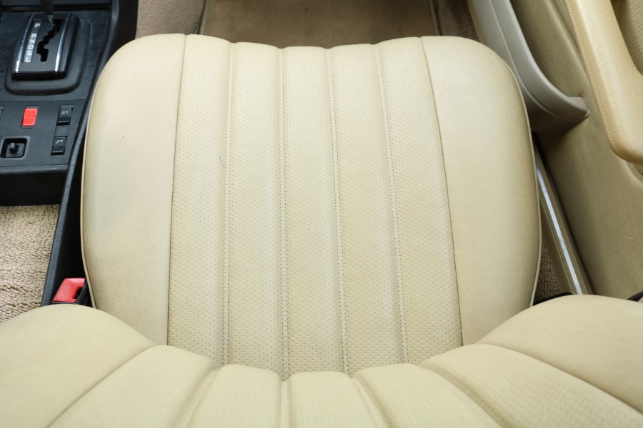 1984 Mercedes-Benz 300 series 4d Sedan 230E, available for sale in Bristol, Connecticut | Dealmax Motors LLC. Bristol, Connecticut 1984 Mercedes-Benz 300 series 4d Sedan 230E, available for sale in Bristol, Connecticut | Dealmax Motors LLC. Bristol, Connecticut