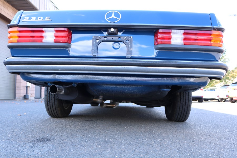 1984 Mercedes-Benz 300 series 4d Sedan 230E, available for sale in Bristol, Connecticut | Dealmax Motors LLC. Bristol, Connecticut 1984 Mercedes-Benz 300 series 4d Sedan 230E, available for sale in Bristol, Connecticut | Dealmax Motors LLC. Bristol, Connecticut