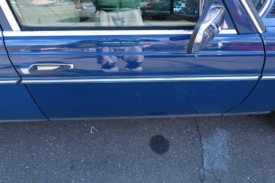 1984 Mercedes-Benz 230E 4d Sedan 230E, available for sale in Bristol, Connecticut | Dealmax Motors LLC. Bristol, Connecticut 1984 Mercedes-Benz 230E 4d Sedan 230E, available for sale in Bristol, Connecticut | Dealmax Motors LLC. Bristol, Connecticut