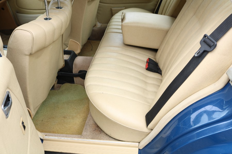 1984 Mercedes-Benz 230E 4d Sedan 230E, available for sale in Bristol, Connecticut | Dealmax Motors LLC. Bristol, Connecticut 1984 Mercedes-Benz 230E 4d Sedan 230E, available for sale in Bristol, Connecticut | Dealmax Motors LLC. Bristol, Connecticut