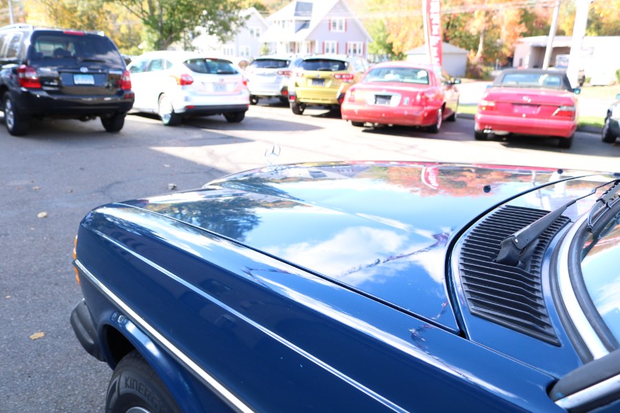 1984 Mercedes-Benz 230E 4d Sedan 230E, available for sale in Bristol, Connecticut | Dealmax Motors LLC. Bristol, Connecticut 1984 Mercedes-Benz 230E 4d Sedan 230E, available for sale in Bristol, Connecticut | Dealmax Motors LLC. Bristol, Connecticut