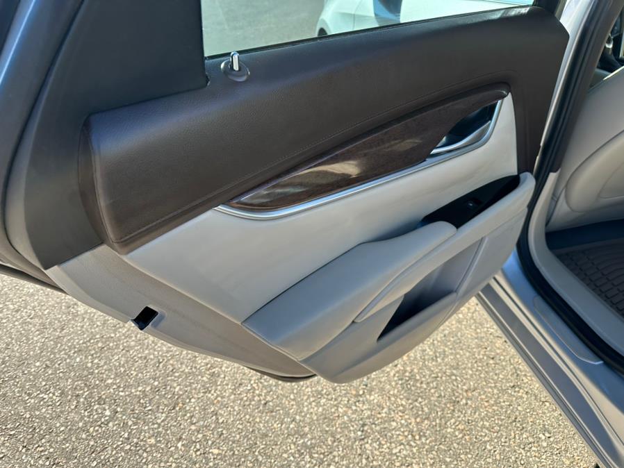 2014 Cadillac XTS 4dr Sdn Luxury AWD, available for sale in South Windsor, Connecticut | Mike And Tony Auto Sales, Inc. South Windsor, Connecticut 2014 Cadillac XTS 4dr Sdn Luxury AWD, available for sale in South Windsor, Connecticut | Mike And Tony Auto Sales, Inc. South Windsor, Connecticut