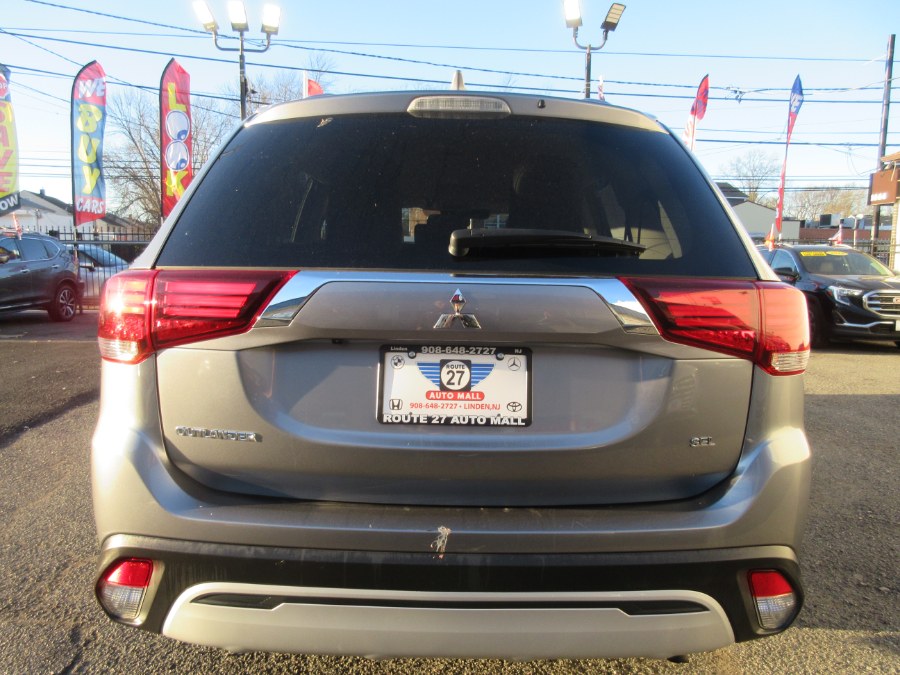 2020 Mitsubishi Outlander SE FWD, available for sale in Linden, New Jersey | Route 27 Auto Mall. Linden, New Jersey 2020 Mitsubishi Outlander SE FWD, available for sale in Linden, New Jersey | Route 27 Auto Mall. Linden, New Jersey
