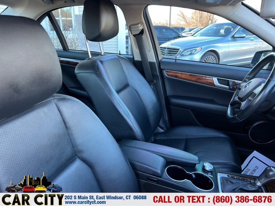 2013 Mercedes-Benz C-Class 4dr Sdn C 300 Luxury 4MATIC, available for sale in East Windsor, Connecticut | Car City LLC. East Windsor, Connecticut 2013 Mercedes-Benz C-Class 4dr Sdn C 300 Luxury 4MATIC, available for sale in East Windsor, Connecticut | Car City LLC. East Windsor, Connecticut