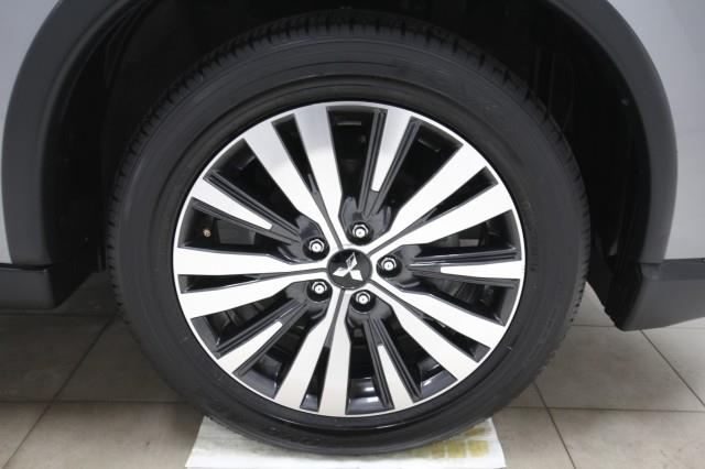 2019 Mitsubishi Outlander SE w/ rearCam, available for sale in Maple Shade, New Jersey | Car Revolution. Maple Shade, New Jersey 2019 Mitsubishi Outlander SE w/ rearCam, available for sale in Maple Shade, New Jersey | Car Revolution. Maple Shade, New Jersey
