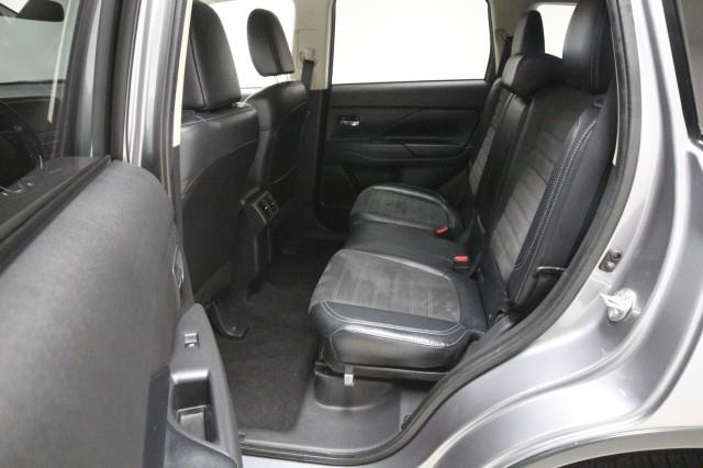 2019 Mitsubishi Outlander SE w/ rearCam, available for sale in Maple Shade, New Jersey | Car Revolution. Maple Shade, New Jersey 2019 Mitsubishi Outlander SE w/ rearCam, available for sale in Maple Shade, New Jersey | Car Revolution. Maple Shade, New Jersey