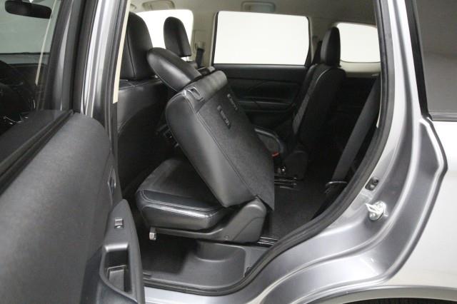 2019 Mitsubishi Outlander SE w/ rearCam, available for sale in Maple Shade, New Jersey | Car Revolution. Maple Shade, New Jersey 2019 Mitsubishi Outlander SE w/ rearCam, available for sale in Maple Shade, New Jersey | Car Revolution. Maple Shade, New Jersey
