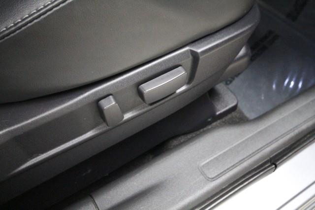 2019 Mitsubishi Outlander SE w/ rearCam, available for sale in Maple Shade, New Jersey | Car Revolution. Maple Shade, New Jersey 2019 Mitsubishi Outlander SE w/ rearCam, available for sale in Maple Shade, New Jersey | Car Revolution. Maple Shade, New Jersey