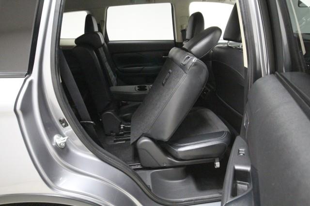 2019 Mitsubishi Outlander SE w/ rearCam, available for sale in Maple Shade, New Jersey | Car Revolution. Maple Shade, New Jersey 2019 Mitsubishi Outlander SE w/ rearCam, available for sale in Maple Shade, New Jersey | Car Revolution. Maple Shade, New Jersey