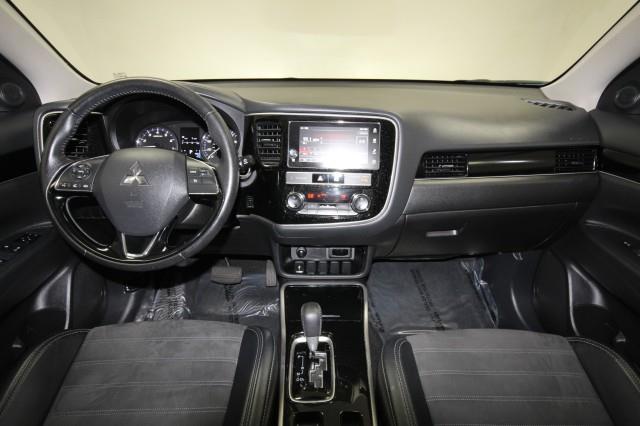 2019 Mitsubishi Outlander SE w/ rearCam, available for sale in Maple Shade, New Jersey | Car Revolution. Maple Shade, New Jersey 2019 Mitsubishi Outlander SE w/ rearCam, available for sale in Maple Shade, New Jersey | Car Revolution. Maple Shade, New Jersey