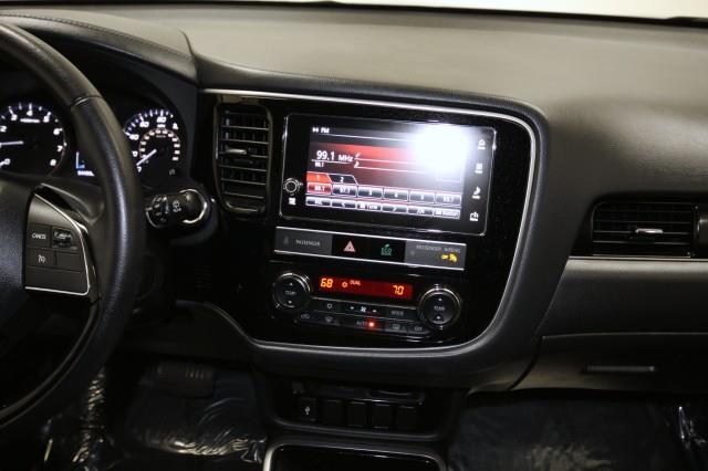 2019 Mitsubishi Outlander SE w/ rearCam, available for sale in Maple Shade, New Jersey | Car Revolution. Maple Shade, New Jersey 2019 Mitsubishi Outlander SE w/ rearCam, available for sale in Maple Shade, New Jersey | Car Revolution. Maple Shade, New Jersey