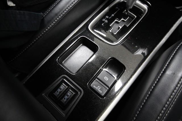 2019 Mitsubishi Outlander SE w/ rearCam, available for sale in Maple Shade, New Jersey | Car Revolution. Maple Shade, New Jersey 2019 Mitsubishi Outlander SE w/ rearCam, available for sale in Maple Shade, New Jersey | Car Revolution. Maple Shade, New Jersey