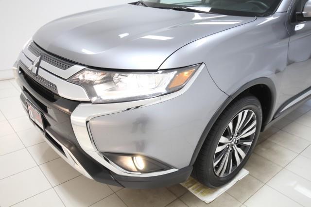 2019 Mitsubishi Outlander SE w/ rearCam, available for sale in Maple Shade, New Jersey | Car Revolution. Maple Shade, New Jersey 2019 Mitsubishi Outlander SE w/ rearCam, available for sale in Maple Shade, New Jersey | Car Revolution. Maple Shade, New Jersey