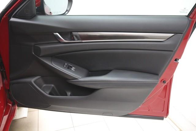 2018 Honda Accord Sedan Sport 1.5T w/ rearCam, available for sale in Maple Shade, New Jersey | Car Revolution. Maple Shade, New Jersey 2018 Honda Accord Sedan Sport 1.5T w/ rearCam, available for sale in Maple Shade, New Jersey | Car Revolution. Maple Shade, New Jersey