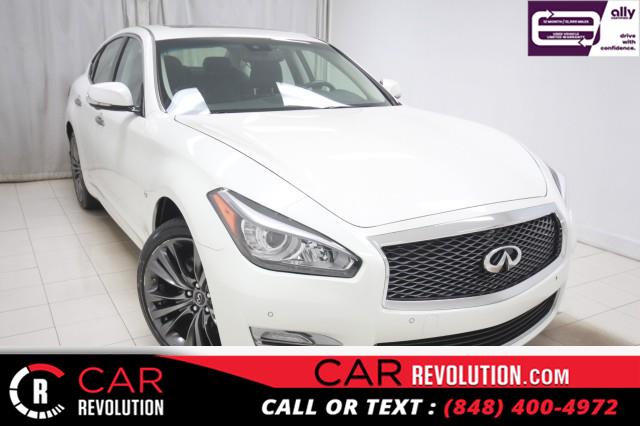2018 Infiniti Q70 3.7 LUXE AWD w/ Navi & 360cam, available for sale in Maple Shade, NJ