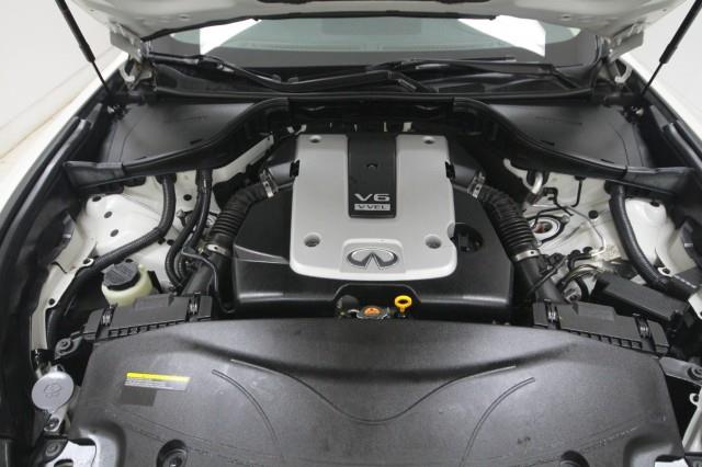 2018 Infiniti Q70 3.7 LUXE AWD w/ Navi & 360cam, available for sale in Maple Shade, New Jersey | Car Revolution. Maple Shade, New Jersey 2018 Infiniti Q70 3.7 LUXE AWD w/ Navi & 360cam, available for sale in Maple Shade, New Jersey | Car Revolution. Maple Shade, New Jersey