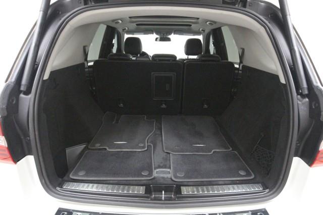 2015 Mercedes-benz Ml 350 4MATIC w/ Navi & rearCam, available for sale in Maple Shade, New Jersey | Car Revolution. Maple Shade, New Jersey 2015 Mercedes-benz Ml 350 4MATIC w/ Navi & rearCam, available for sale in Maple Shade, New Jersey | Car Revolution. Maple Shade, New Jersey