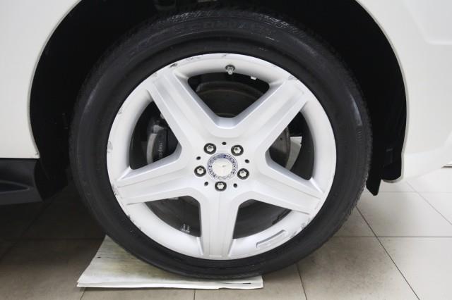 2015 Mercedes-benz Ml 350 4MATIC w/ Navi & rearCam, available for sale in Maple Shade, New Jersey | Car Revolution. Maple Shade, New Jersey 2015 Mercedes-benz Ml 350 4MATIC w/ Navi & rearCam, available for sale in Maple Shade, New Jersey | Car Revolution. Maple Shade, New Jersey