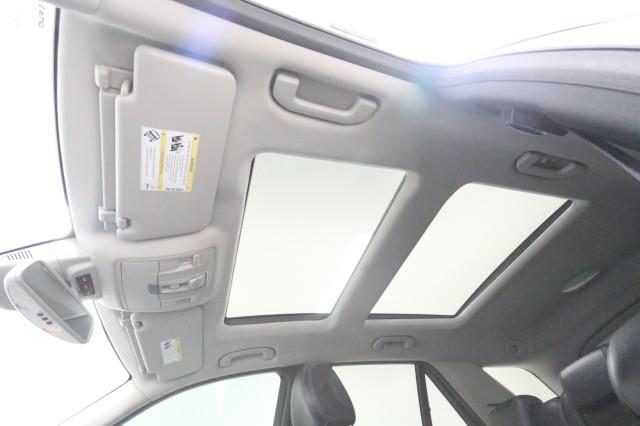 2015 Mercedes-benz Ml 350 4MATIC w/ Navi & rearCam, available for sale in Maple Shade, New Jersey | Car Revolution. Maple Shade, New Jersey 2015 Mercedes-benz Ml 350 4MATIC w/ Navi & rearCam, available for sale in Maple Shade, New Jersey | Car Revolution. Maple Shade, New Jersey