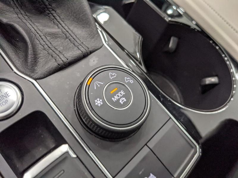 2019 Volkswagen Atlas 3.6L V6 SEL, available for sale in Maple Shade, New Jersey | Car Revolution. Maple Shade, New Jersey 2019 Volkswagen Atlas 3.6L V6 SEL, available for sale in Maple Shade, New Jersey | Car Revolution. Maple Shade, New Jersey
