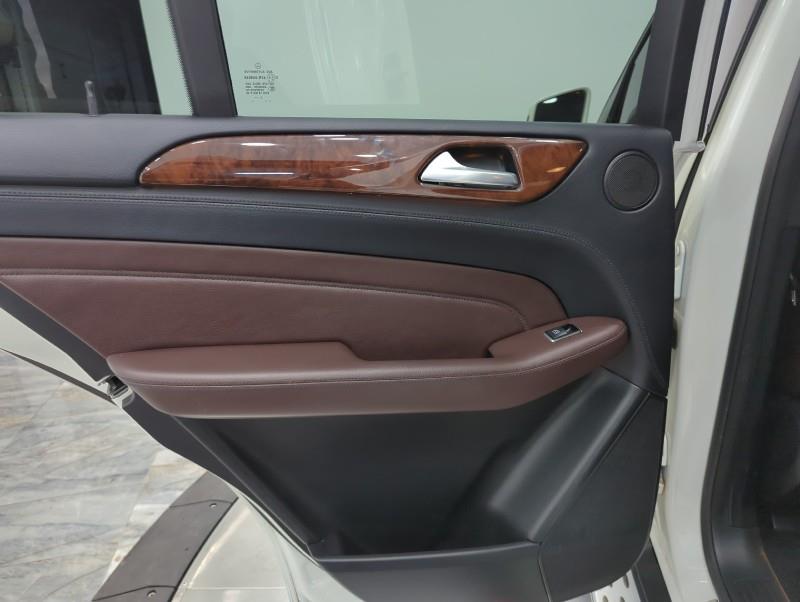 2013 Mercedes-benz M-class ML 550, available for sale in Maple Shade, New Jersey | Car Revolution. Maple Shade, New Jersey 2013 Mercedes-benz M-class ML 550, available for sale in Maple Shade, New Jersey | Car Revolution. Maple Shade, New Jersey