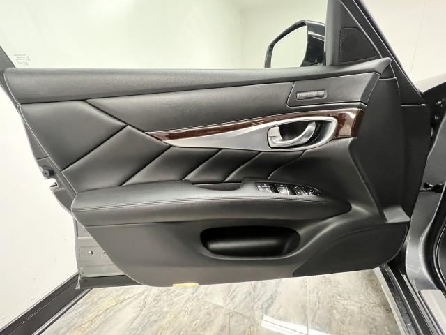 2019 Infiniti Q70l 3.7 LUXE, available for sale in Maple Shade, New Jersey | Car Revolution. Maple Shade, New Jersey 2019 Infiniti Q70l 3.7 LUXE, available for sale in Maple Shade, New Jersey | Car Revolution. Maple Shade, New Jersey