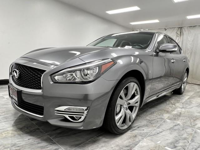 2019 Infiniti Q70l 3.7 LUXE, available for sale in Maple Shade, New Jersey | Car Revolution. Maple Shade, New Jersey 2019 Infiniti Q70l 3.7 LUXE, available for sale in Maple Shade, New Jersey | Car Revolution. Maple Shade, New Jersey