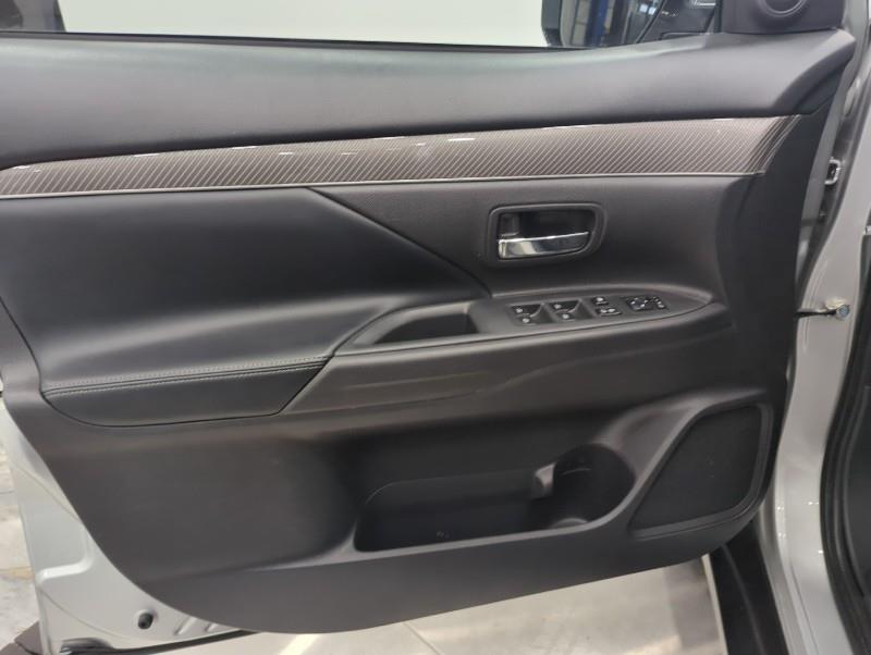 2020 Mitsubishi Outlander SEL, available for sale in Maple Shade, New Jersey | Car Revolution. Maple Shade, New Jersey 2020 Mitsubishi Outlander SEL, available for sale in Maple Shade, New Jersey | Car Revolution. Maple Shade, New Jersey