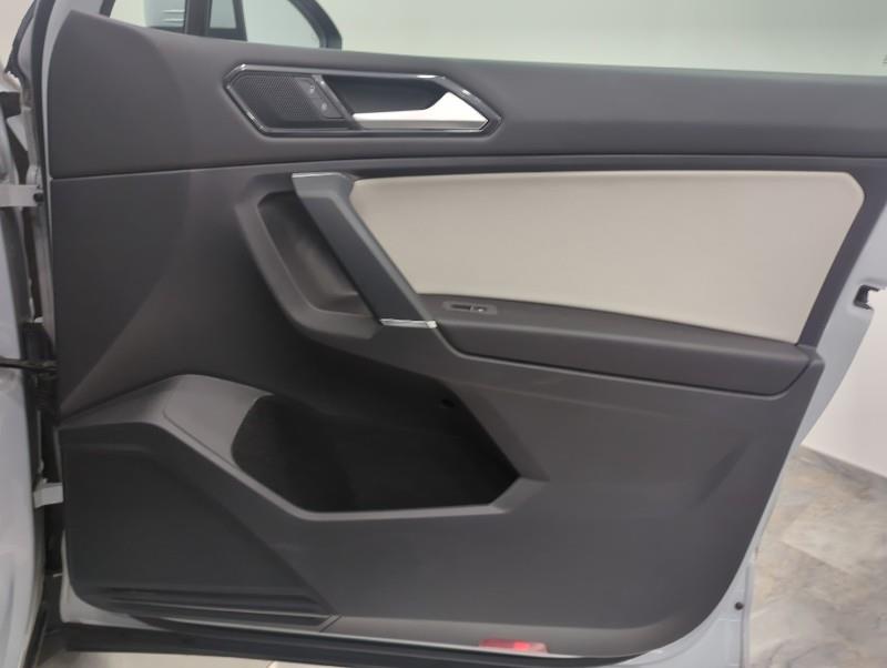 2018 Volkswagen Tiguan SE, available for sale in Maple Shade, New Jersey | Car Revolution. Maple Shade, New Jersey 2018 Volkswagen Tiguan SE, available for sale in Maple Shade, New Jersey | Car Revolution. Maple Shade, New Jersey
