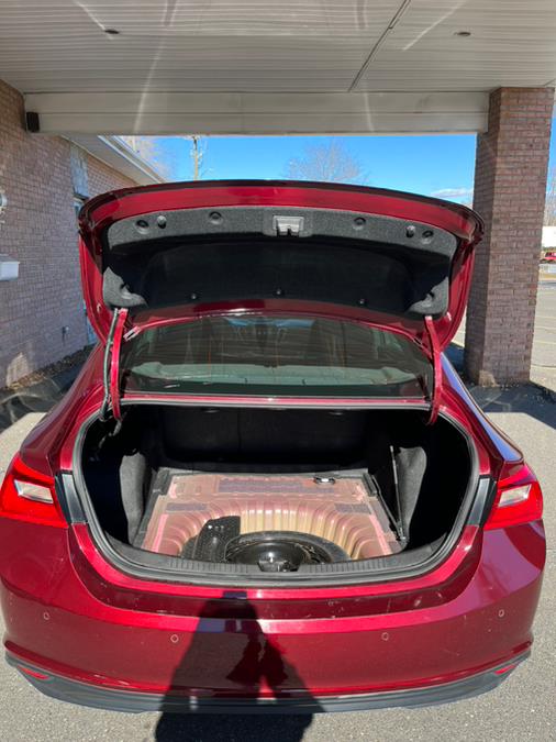 2016 Chevrolet Malibu 4dr Sdn LT w/1LT, available for sale in New Britain, Connecticut | Supreme Automotive. New Britain, Connecticut 2016 Chevrolet Malibu 4dr Sdn LT w/1LT, available for sale in New Britain, Connecticut | Supreme Automotive. New Britain, Connecticut