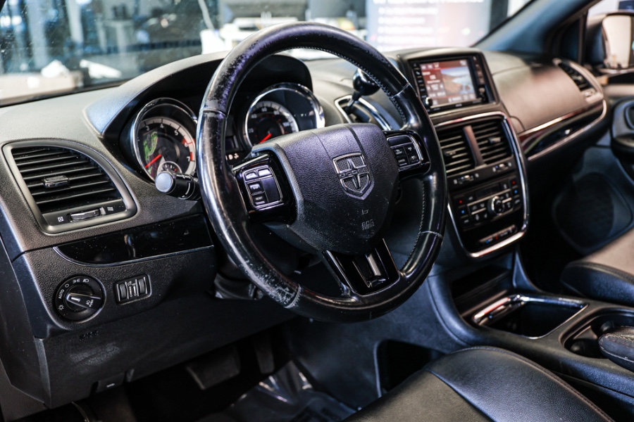 2019 Dodge Grand Caravan SXT Wagon, available for sale in ELMONT, New York | 26 Motors Long Island. ELMONT, New York 2019 Dodge Grand Caravan SXT Wagon, available for sale in ELMONT, New York | 26 Motors Long Island. ELMONT, New York